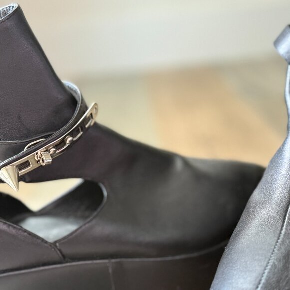 UNIF-Black Platform with Spiked Straps.  RARE - Picture 4 of 15